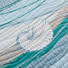 Load image into Gallery viewer, Island Quilted Throw
