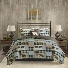 Load image into Gallery viewer, Brown &amp; Blue Quilt Set
