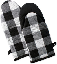 Load image into Gallery viewer, Plaid Oven Mitts (Set of 2)
