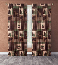 Load image into Gallery viewer, Brown Deer &amp; Bear Patchwork Quilt Set
