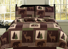 Load image into Gallery viewer, Brown Deer &amp; Bear Patchwork Quilt Set
